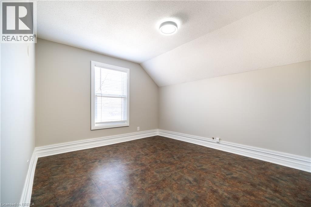 76 Richmond Street Unit# A, Brantford, Ontario  N3T 3Y5 - Photo 11 - 40869034