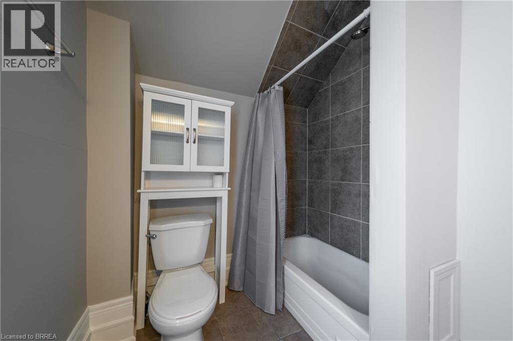 76 Richmond Street Unit# A, Brantford, Ontario  N3T 3Y5 - Photo 13 - 40869034