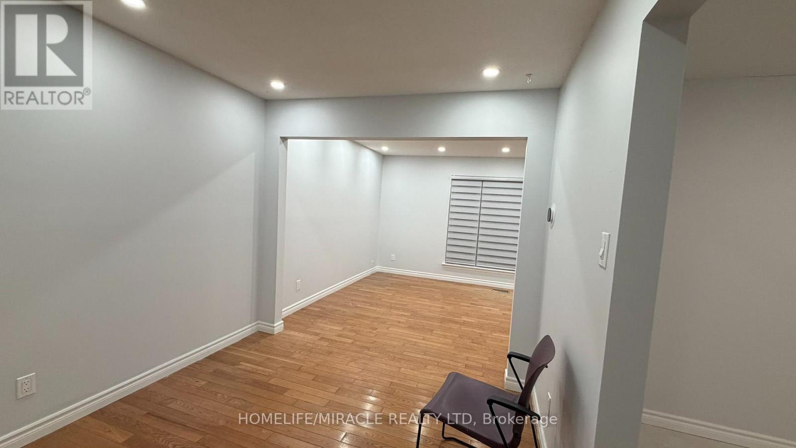 89 Dunsfold Drive, Toronto, Ontario  M1B 1T5 - Photo 11 - E13871582