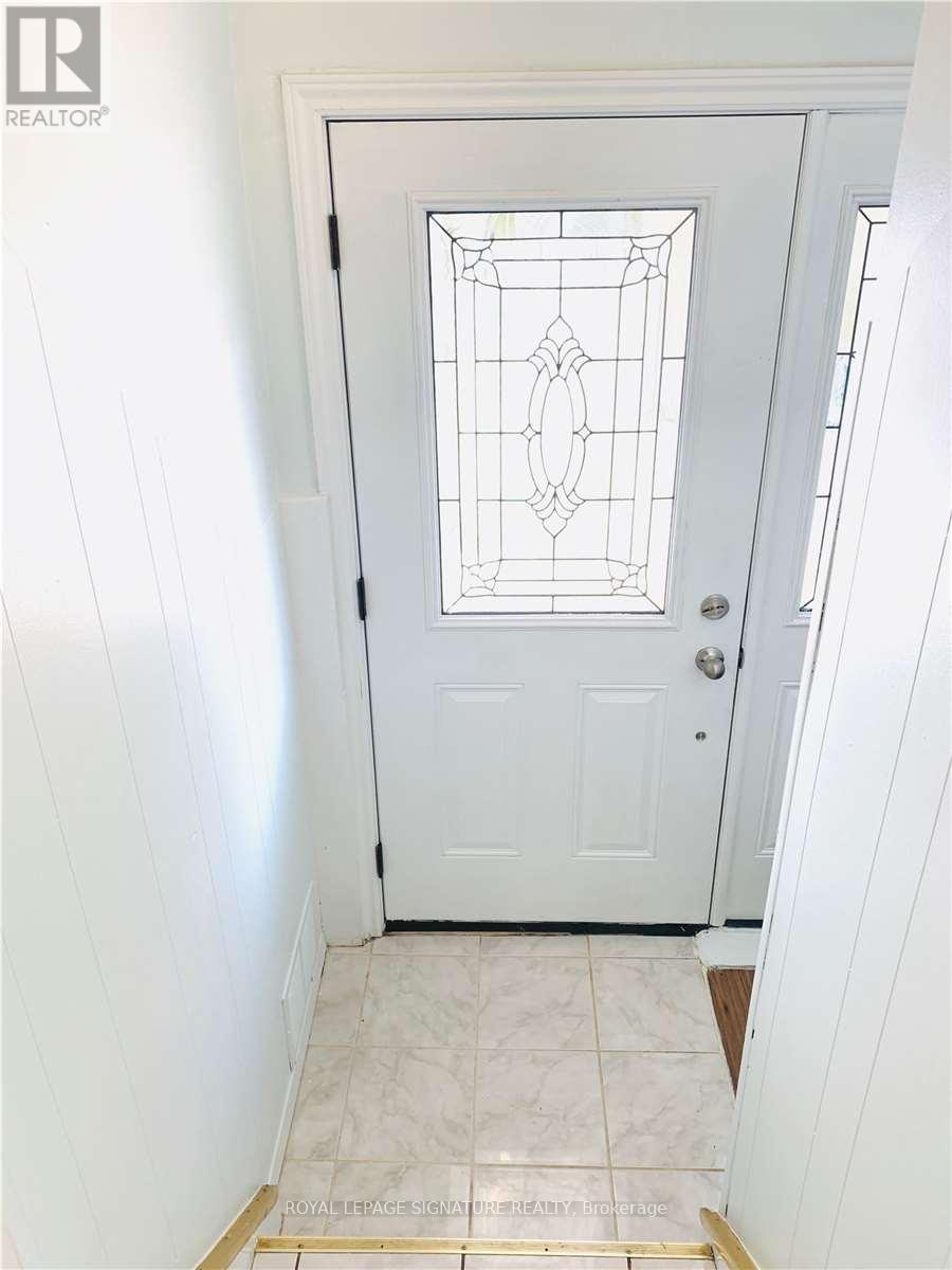 LOWER - 94 WOODFERN DRIVE