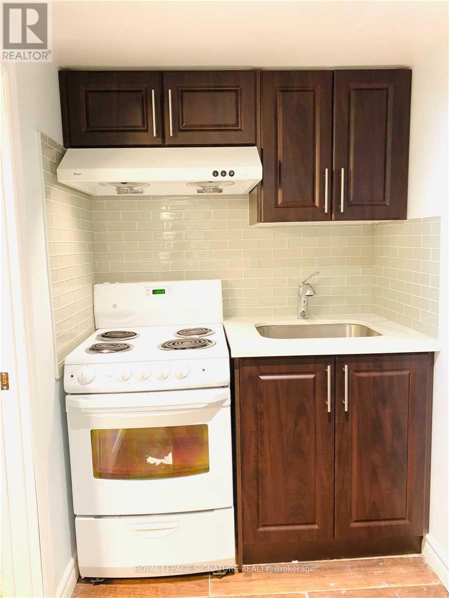 Lower - 94 Woodfern Drive, Toronto, Ontario  M1K 2L5 - Photo 4 - E13871628