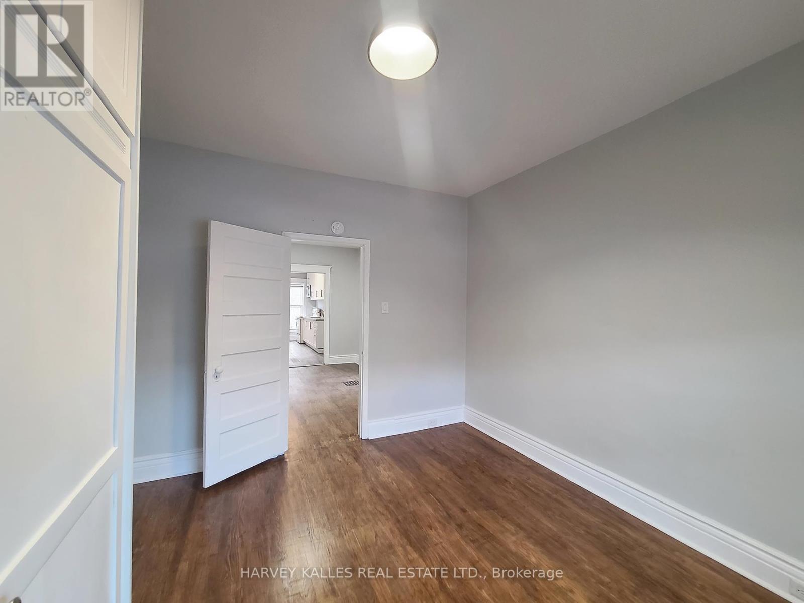Main - 1450 Dundas Street E, Toronto, Ontario  M4M 1S8 - Photo 12 - E13871710