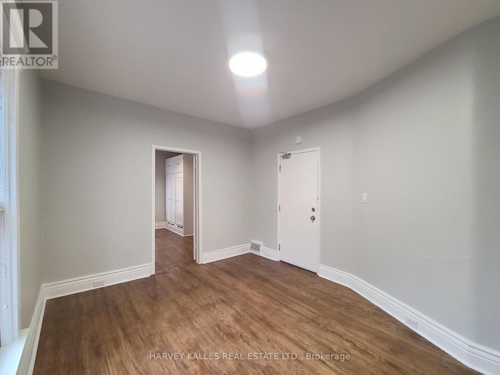 Main - 1450 Dundas Street E, Toronto, Ontario  M4M 1S8 - Photo 3 - E13871710