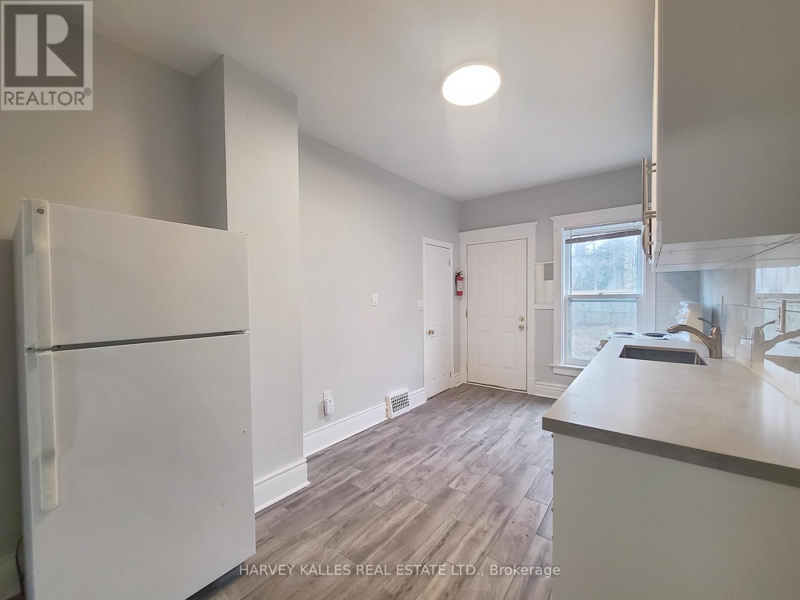 Main - 1450 Dundas Street E, Toronto, Ontario  M4M 1S8 - Photo 9 - E13871710