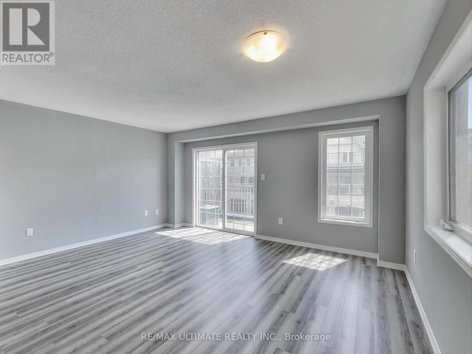 487 Rossland Road E, Ajax, Ontario  L1Z 0K8 - Photo 11 - E13871712