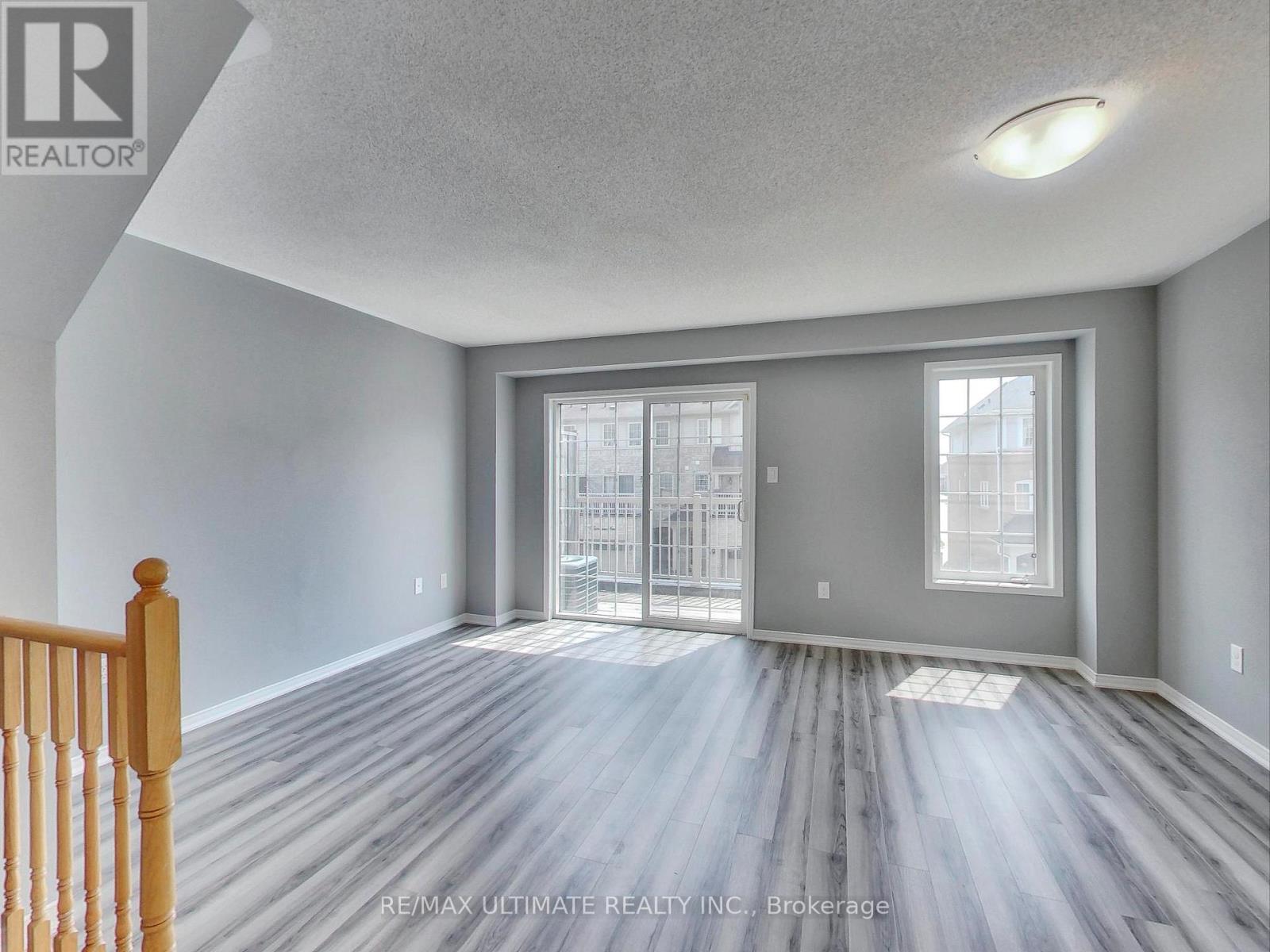 487 Rossland Road E, Ajax, Ontario  L1Z 0K8 - Photo 9 - E13871712