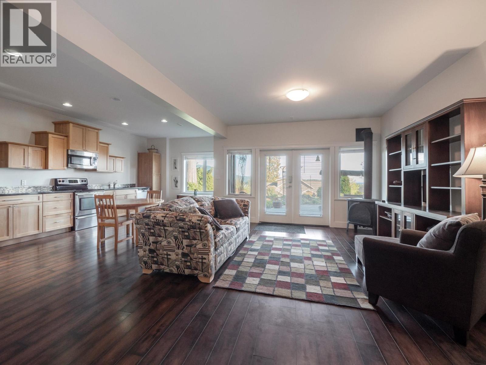 496 Spyglass Place, Gibsons, British Columbia  V0N 1V9 - Photo 13 - R3173265