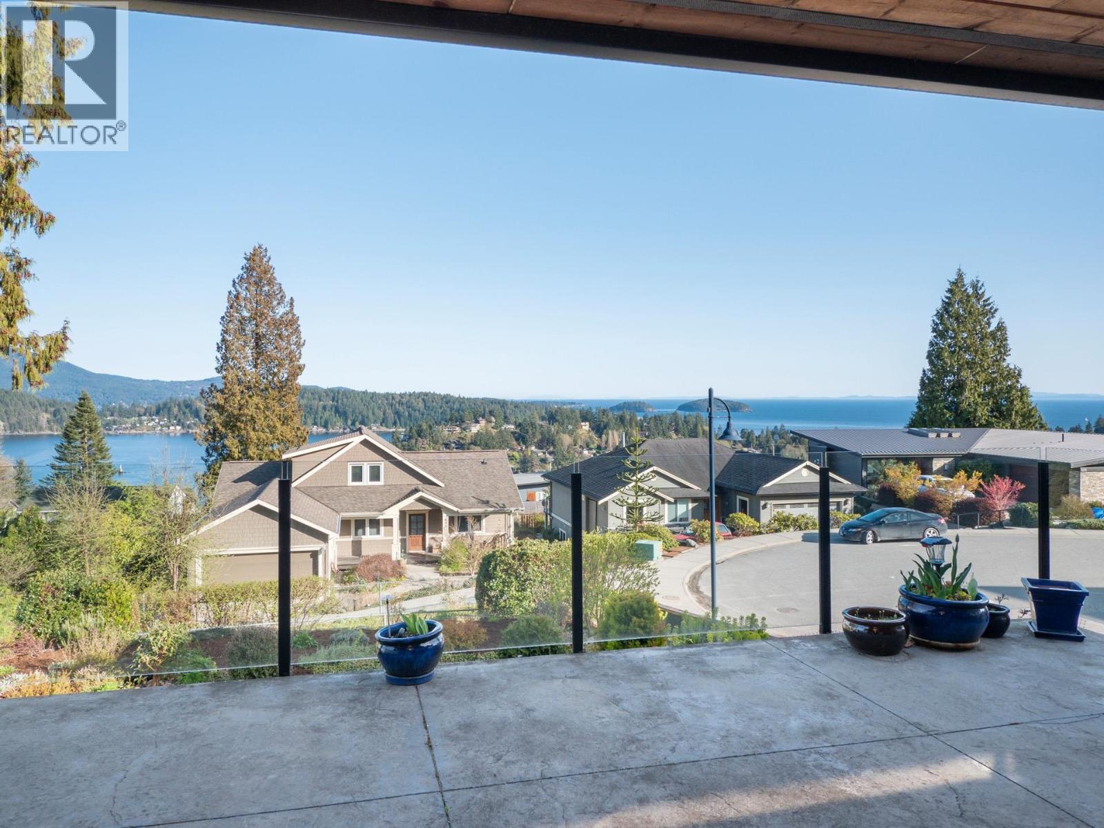 496 Spyglass Place, Gibsons, British Columbia  V0N 1V9 - Photo 31 - R3173265