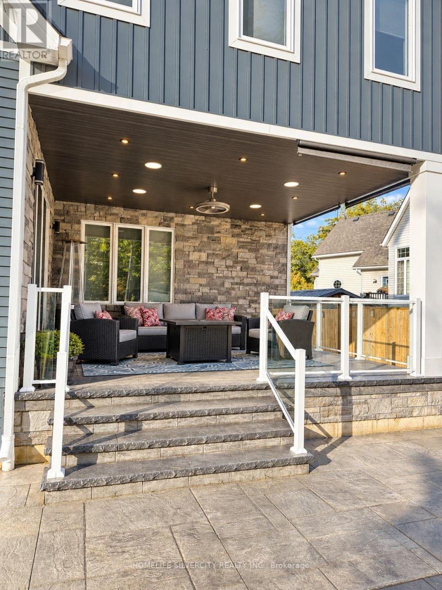 7 Elm Drive, Wasaga Beach, Ontario  L9Z 2L3 - Photo 5 - S13871552