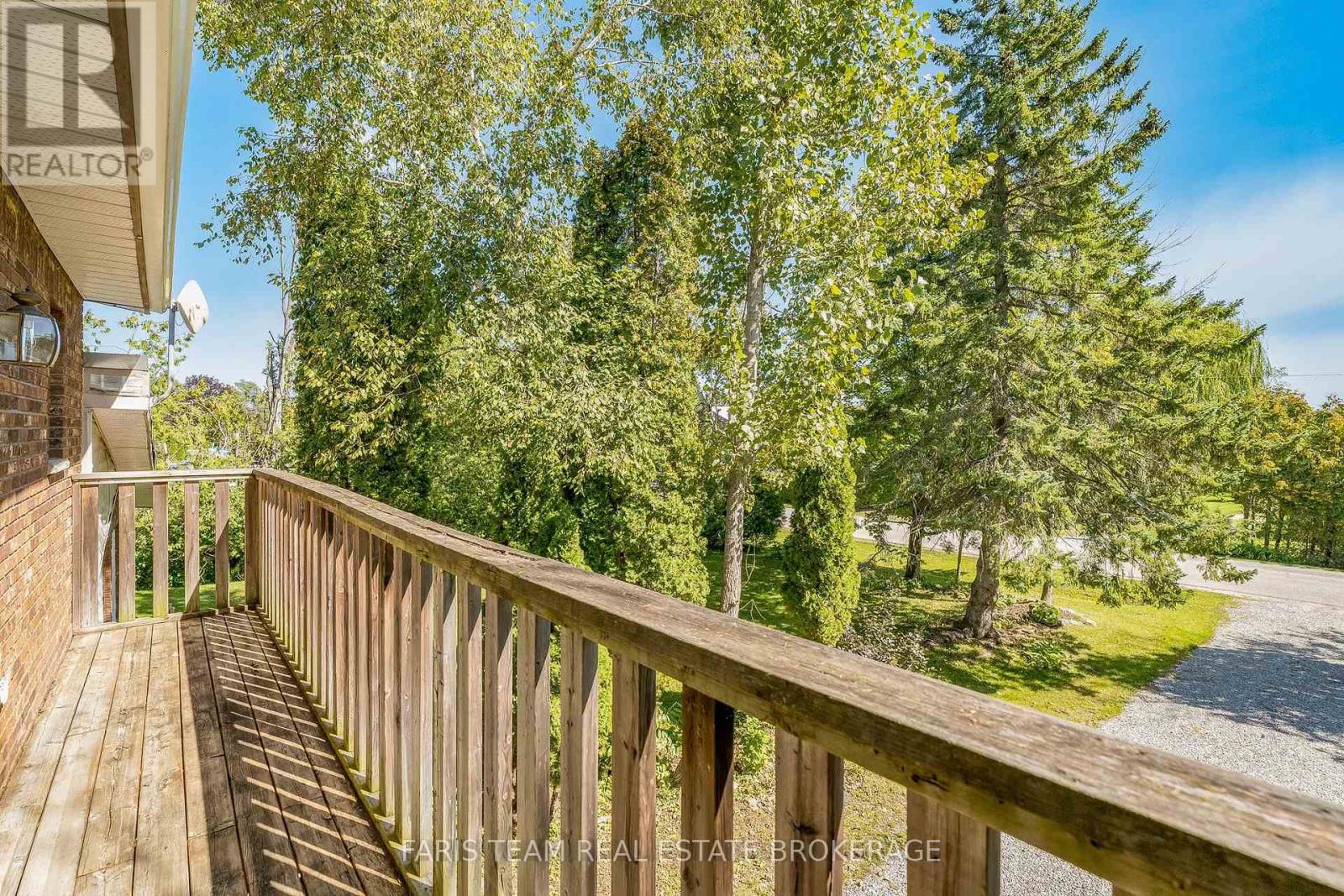224 Lakeshore Road W, Oro-Medonte, Ontario  L0L 2E0 - Photo 23 - S13871662