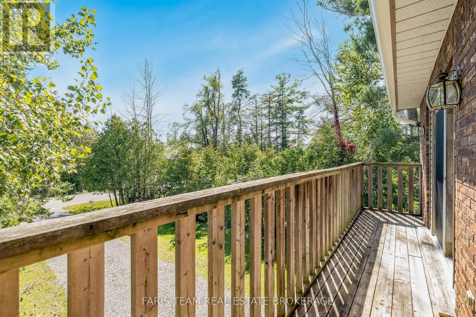 224 Lakeshore Road W, Oro-Medonte, Ontario  L0L 2E0 - Photo 24 - S13871662