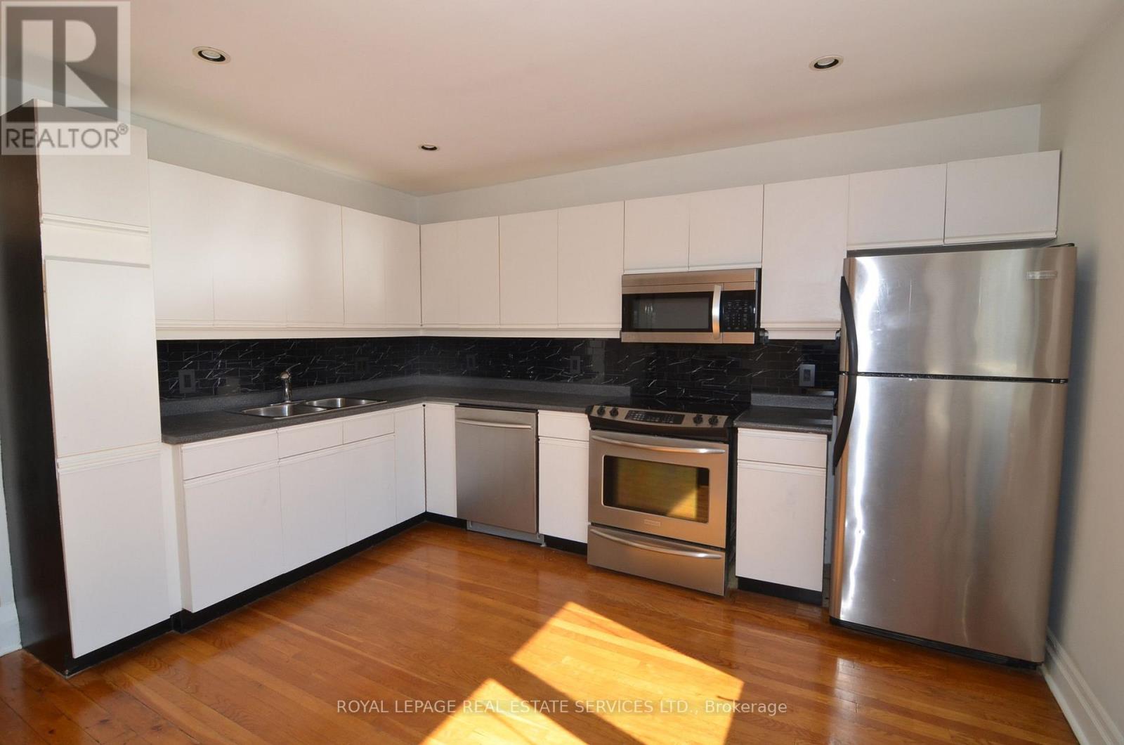 3 - 33 Woodlawn Avenue E, Toronto, Ontario  M4T 1B9 - Photo 5 - C13868288
