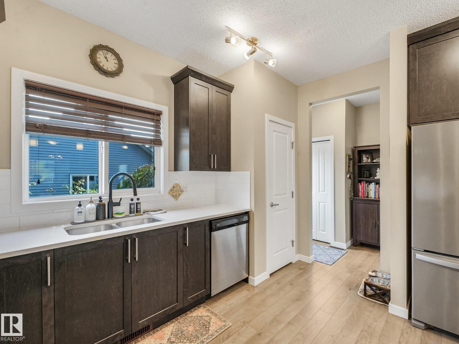 2027 Cavanagh Dr Sw, Edmonton, Alberta  T6W 3M7 - Photo 14 - E4512025