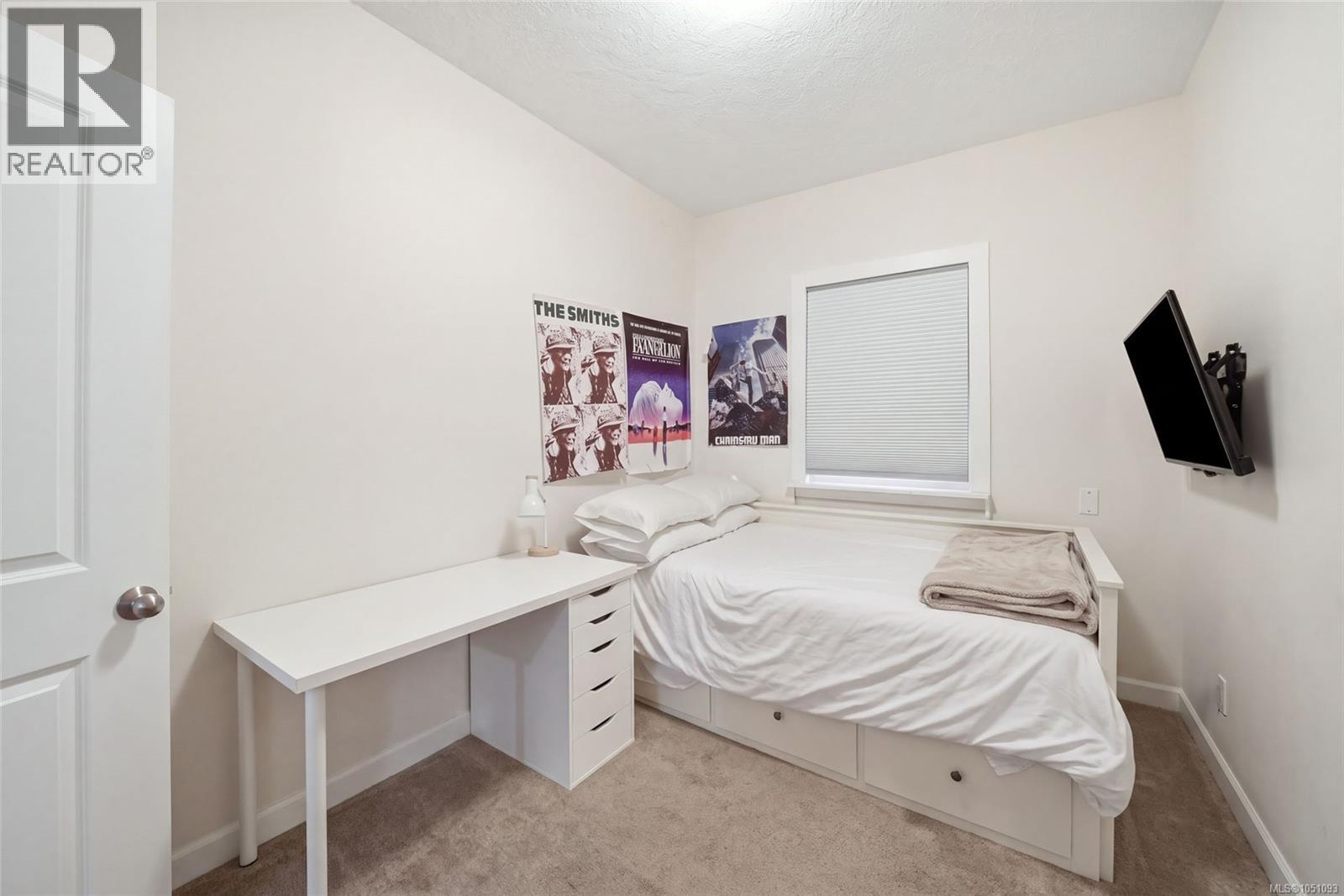 1580 Meadowood Way
