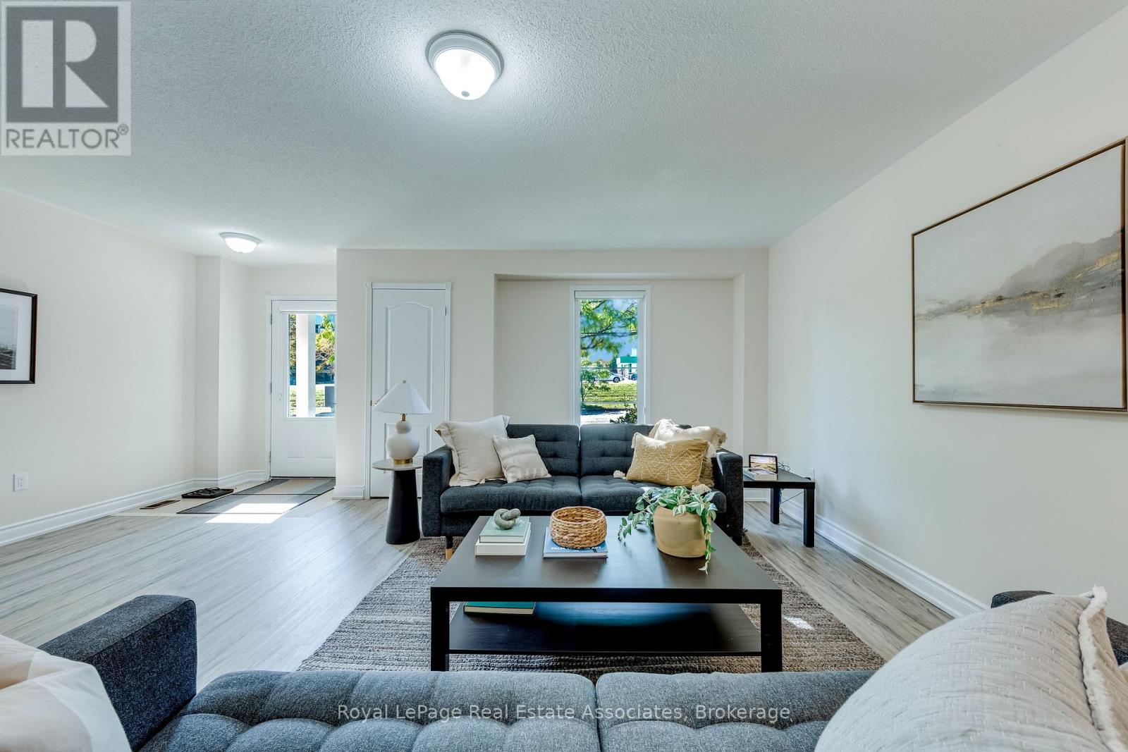 1 - 2375 Truscott Drive, Mississauga, Ontario  L5J 2B1 - Photo 2 - W13871598