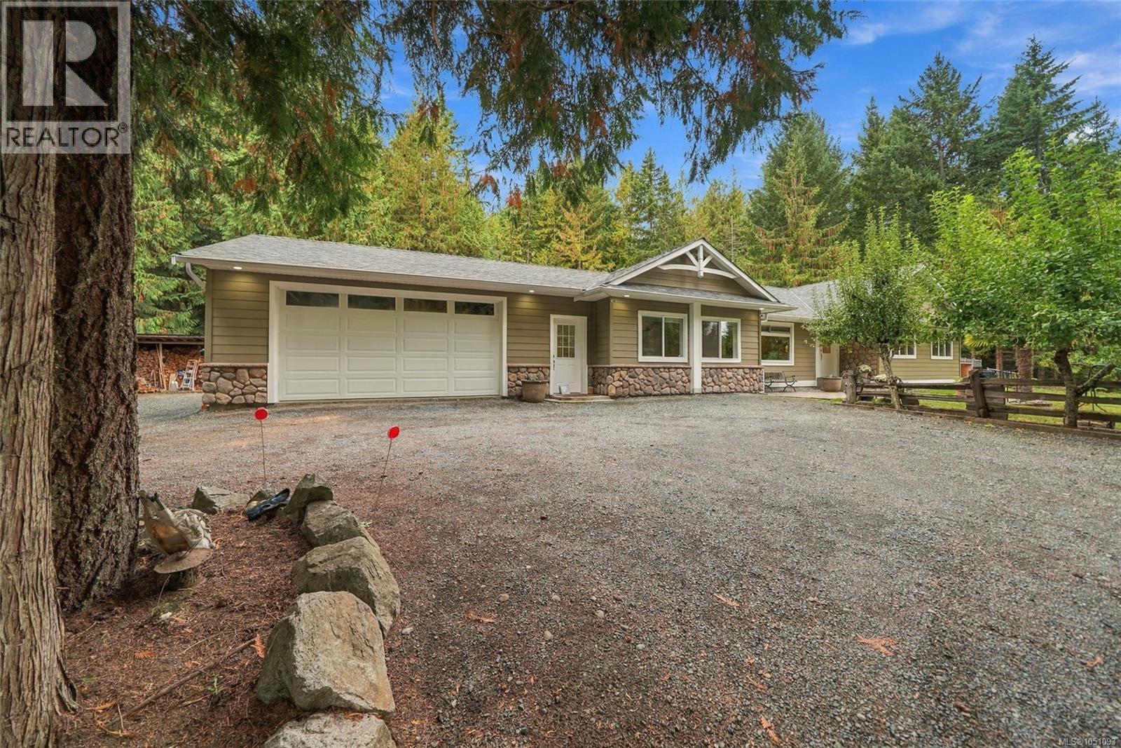 1580 Meadowood Way