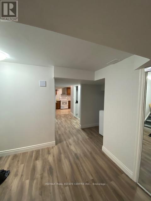 8 Old Cleeve Crescent, Brampton (Northwest Brampton), Ontario  L7A 0B5 - Photo 9 - W13871624
