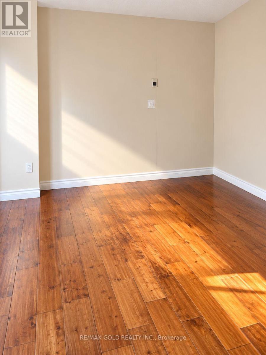 46 Songsparrow Drive, Brampton (Fletcher's Creek South), Ontario  L6Y 3Z7 - Photo 6 - W13871666