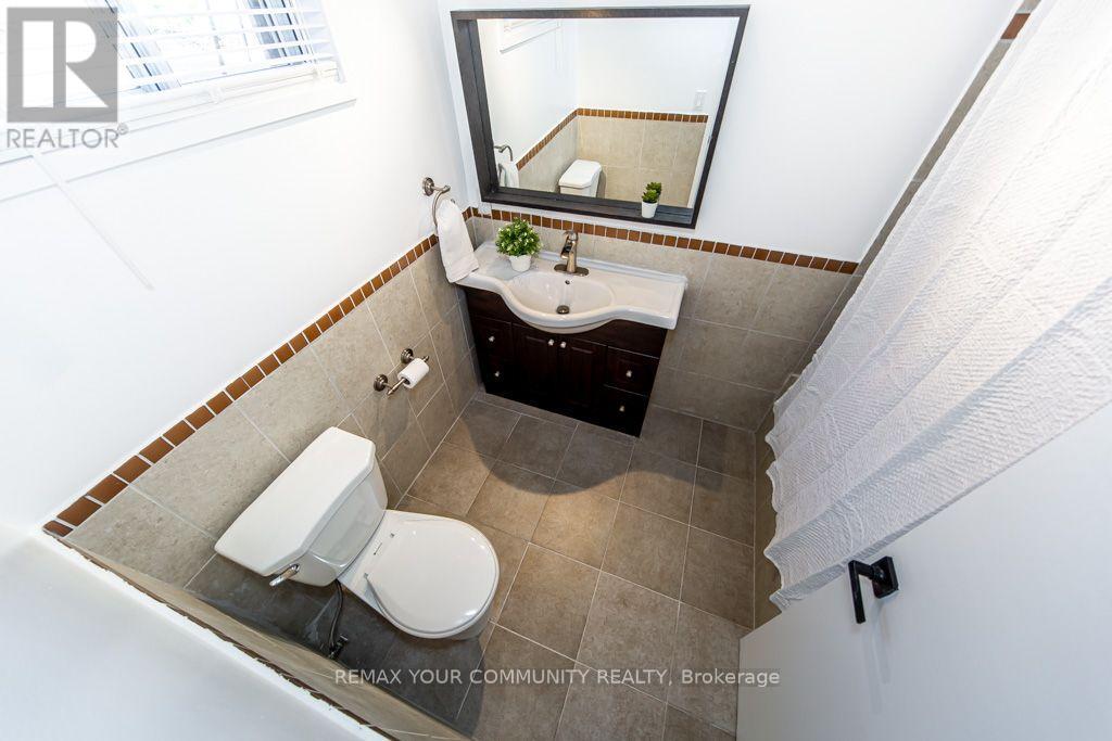 66 Decarie Circle, Toronto, Ontario  M9B 3J3 - Photo 29 - W13871702