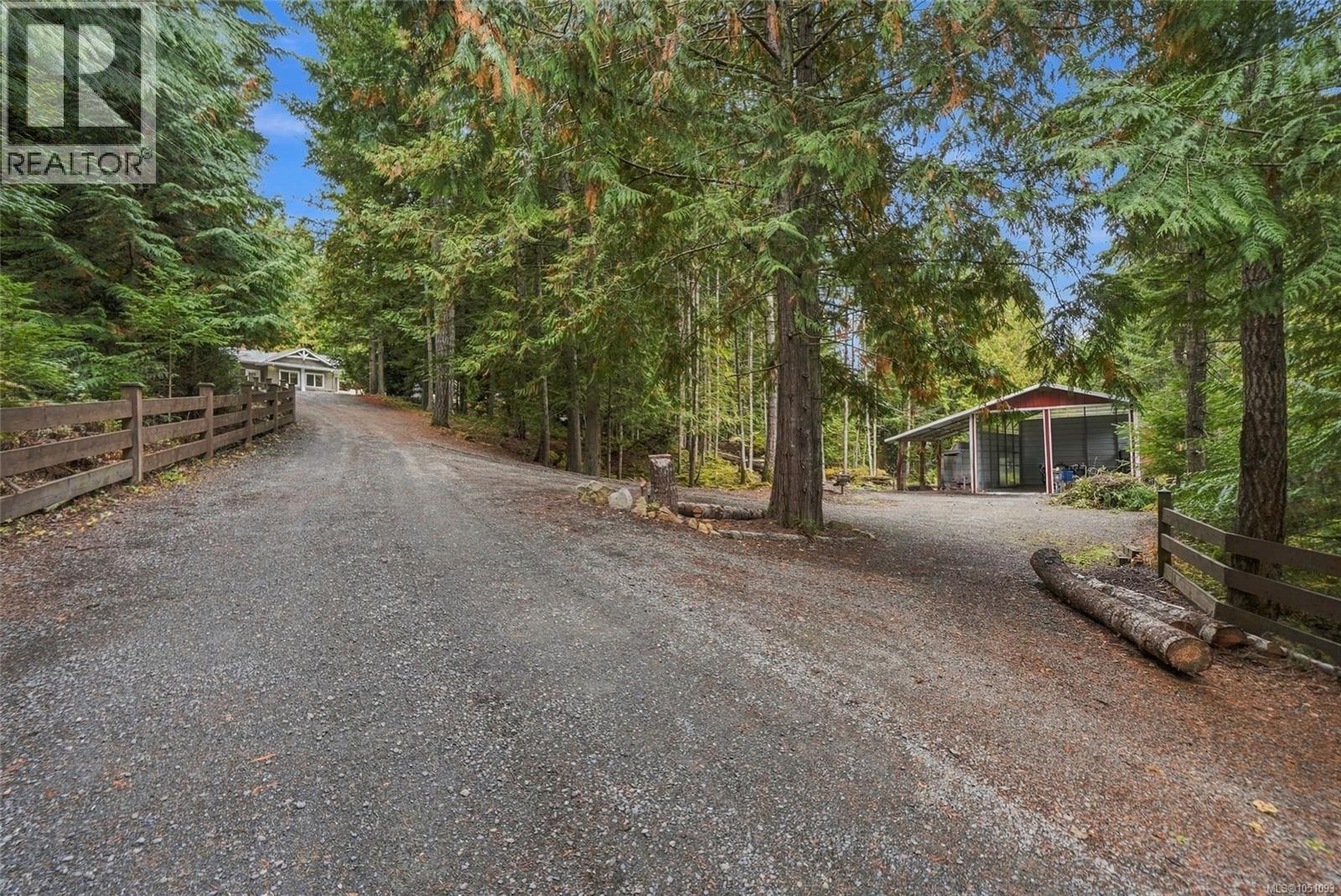1580 Meadowood Way