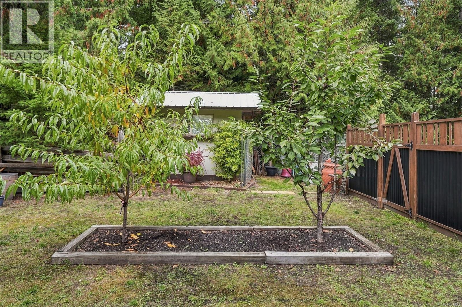 1580 Meadowood Way