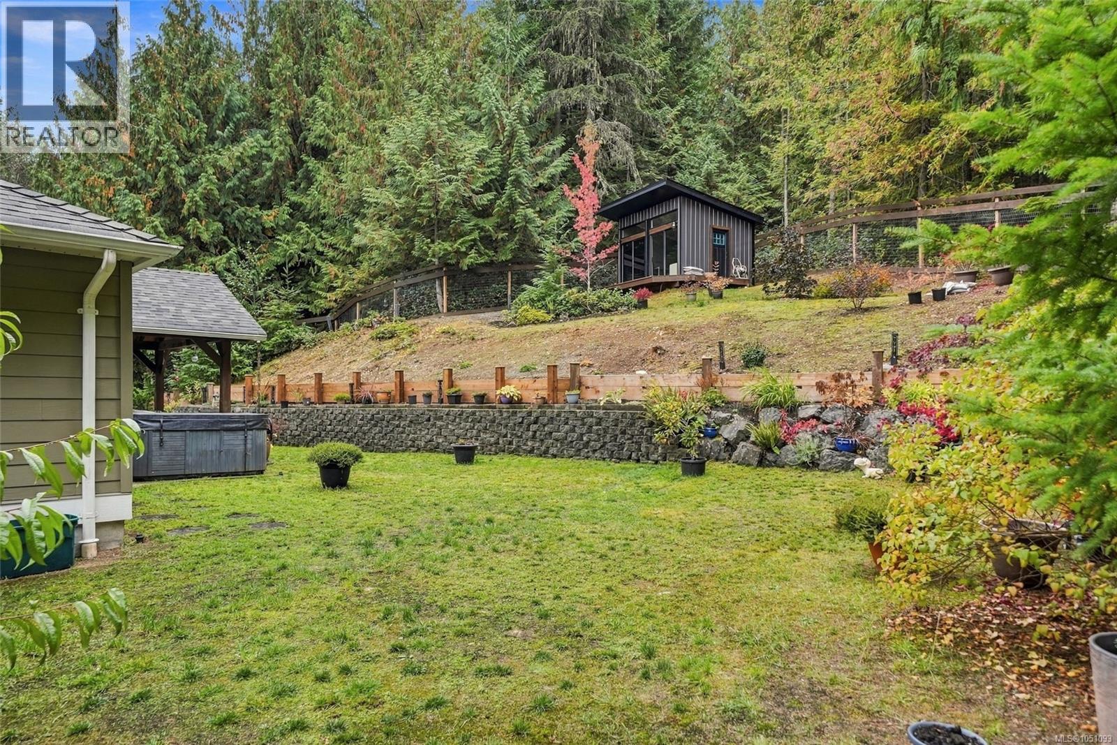1580 Meadowood Way