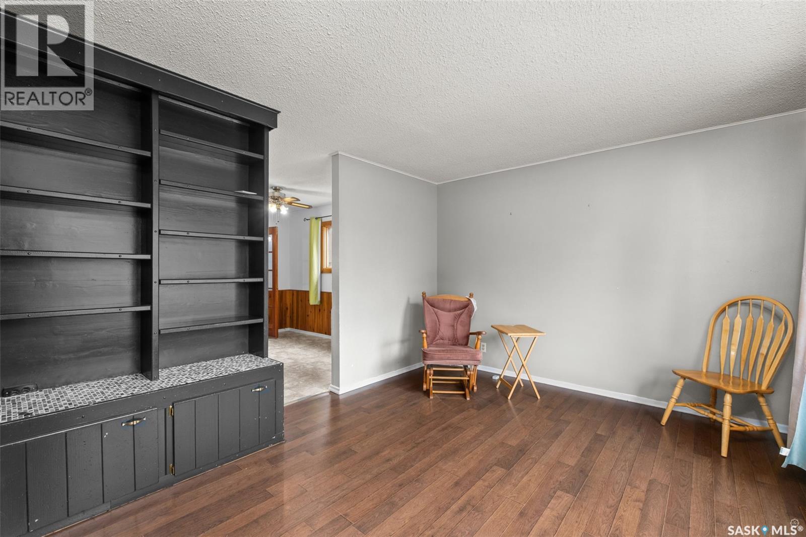1338 Lacroix CRESCENT Prince Albert Saskatchewan Canada S6V6R8 4