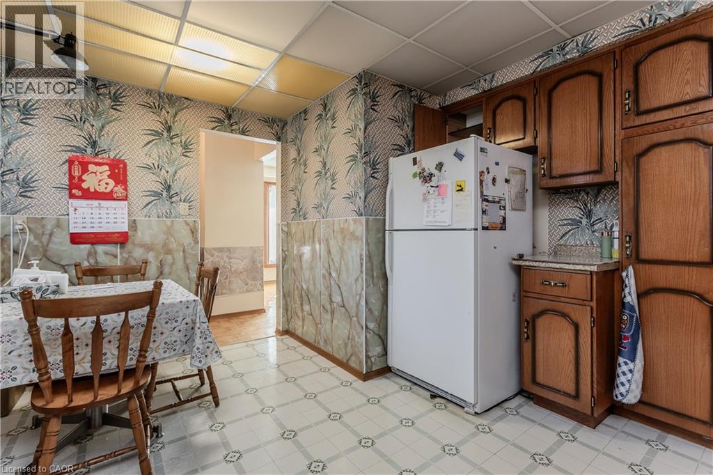 353 Enfield Road, Burlington, Ontario  L7T 4E7 - Photo 17 - 40869369