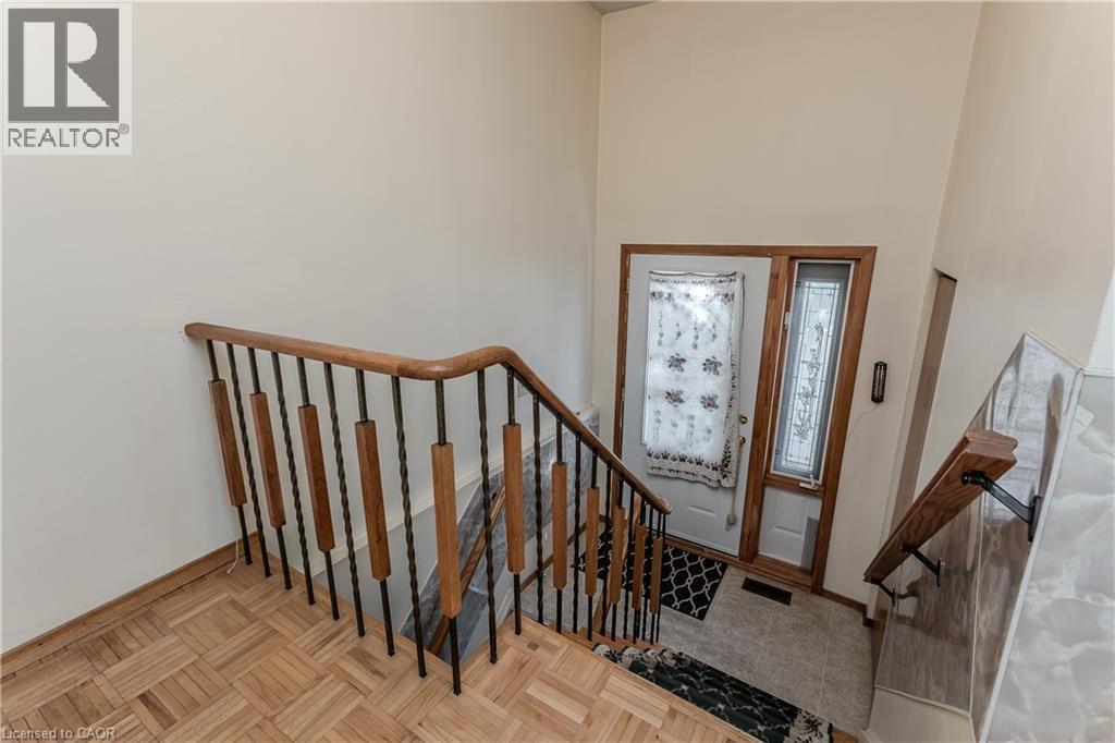 353 Enfield Road, Burlington, Ontario  L7T 4E7 - Photo 8 - 40869369