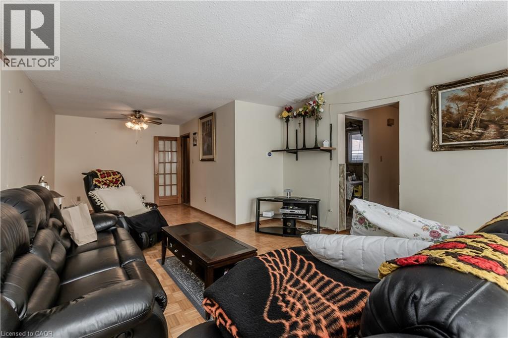 353 Enfield Road, Burlington, Ontario  L7T 4E7 - Photo 11 - 40869369