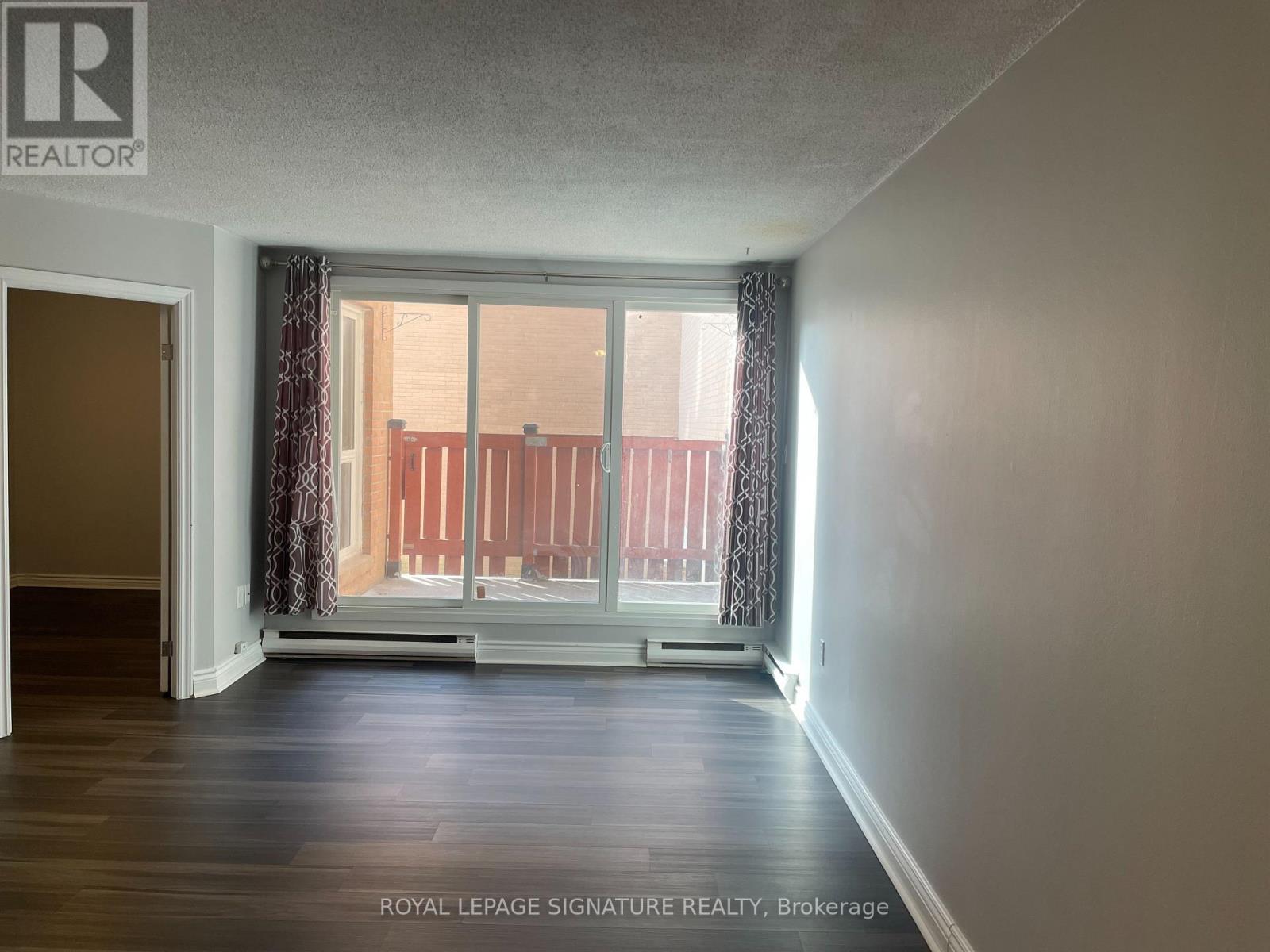 1084 - 100 Mornelle Court, Toronto, Ontario  M1E 4X2 - Photo 5 - E13865708