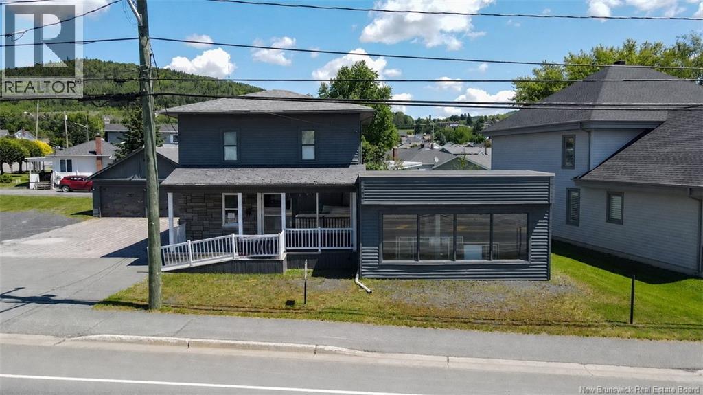 405 Victoria Street, Edmundston, New Brunswick  E3V 2K4 - Photo 1 - NB136804