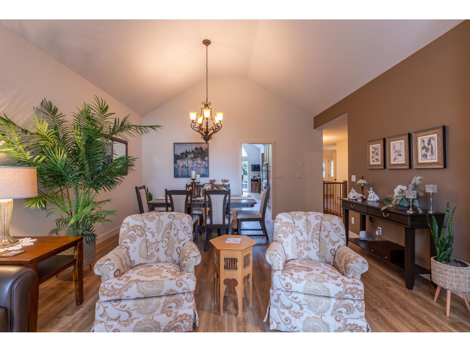 16 4001 OLD CLAYBURN ROAD