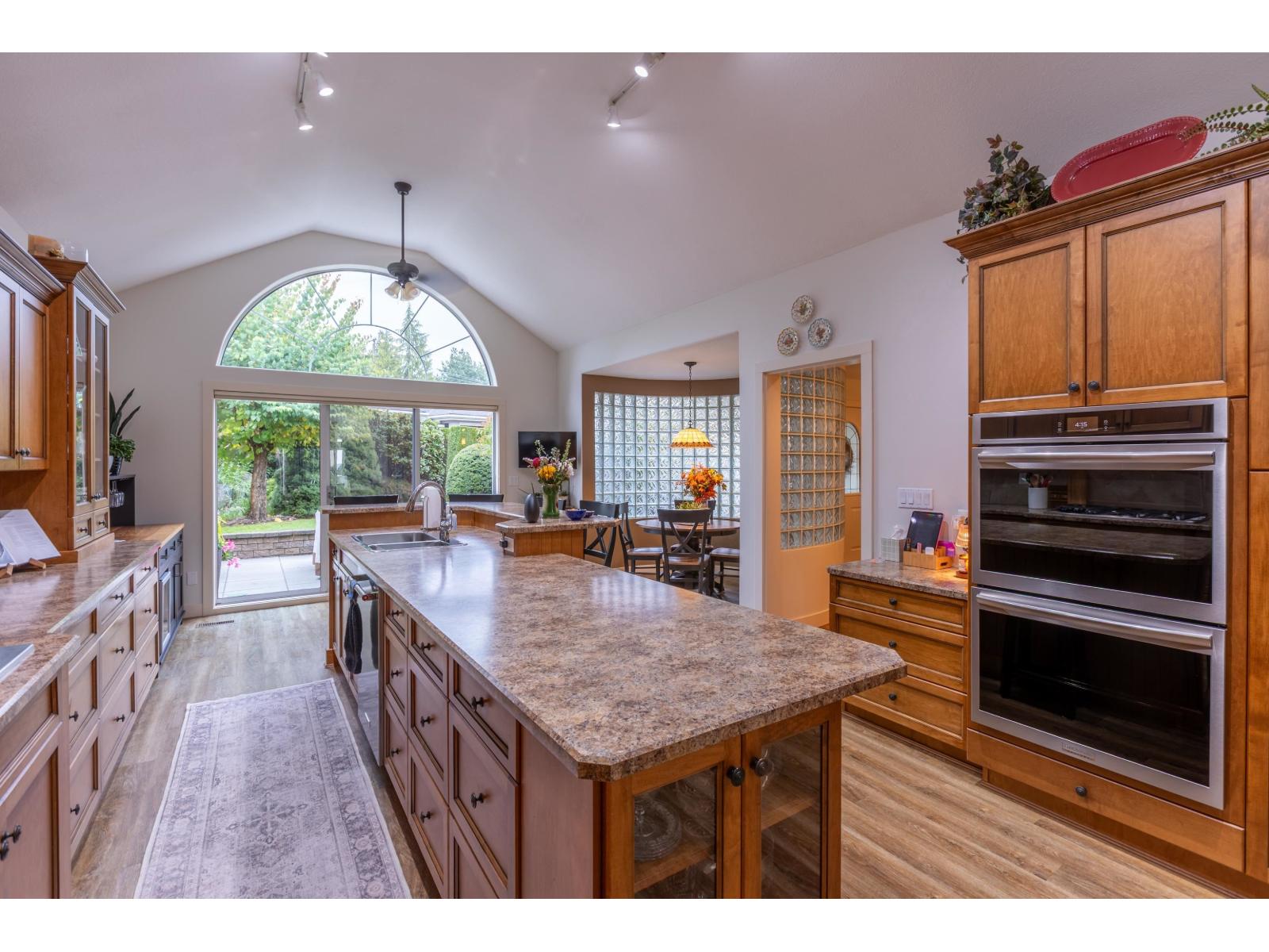 16 4001 OLD CLAYBURN ROAD