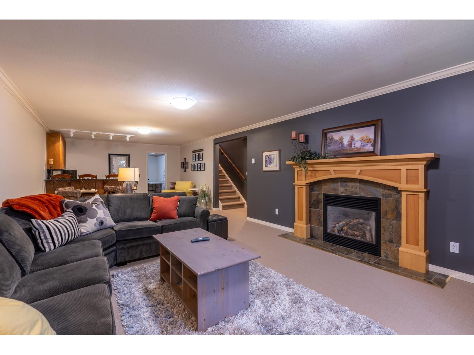 16 4001 OLD CLAYBURN ROAD