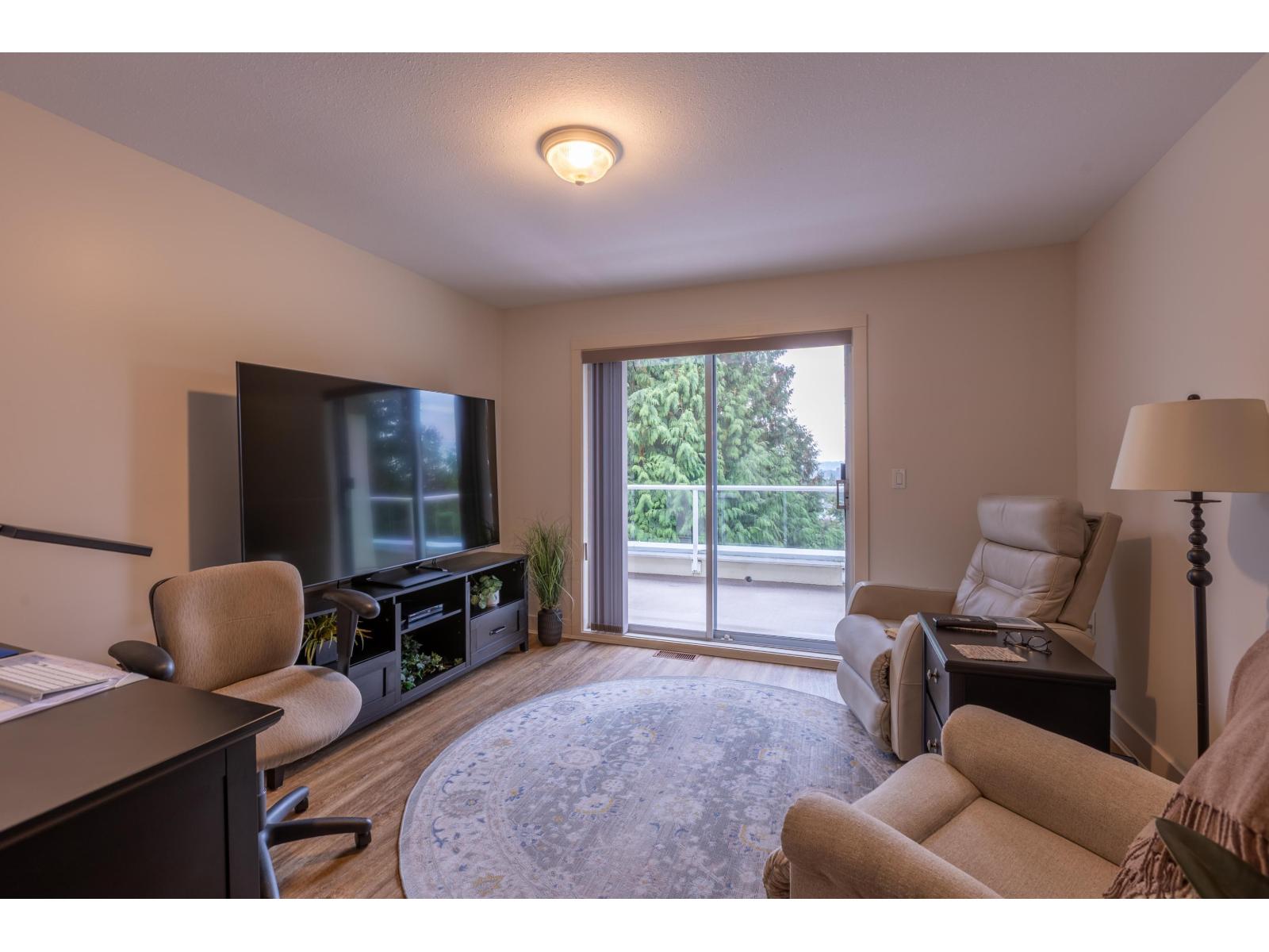 16 4001 OLD CLAYBURN ROAD