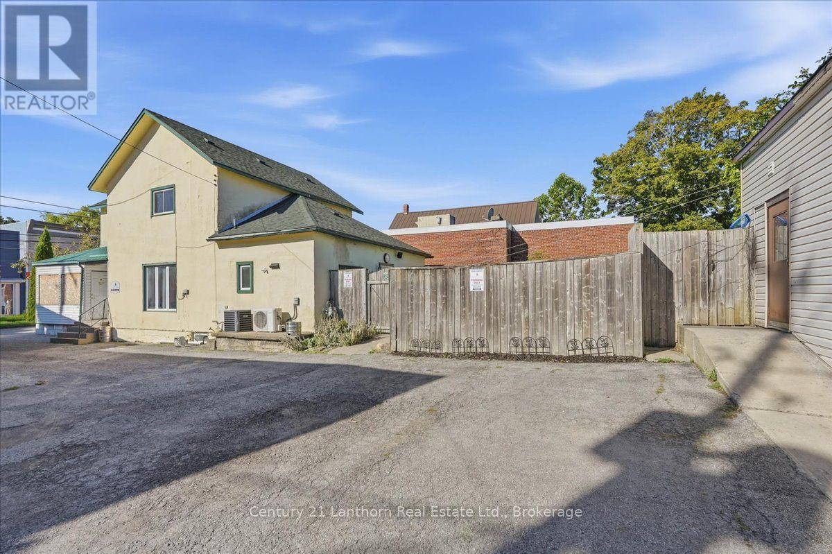 282-284 & 286 Wellington Main Street, Prince Edward County, Ontario  K0K 3L0 - Photo 32 - X13871950