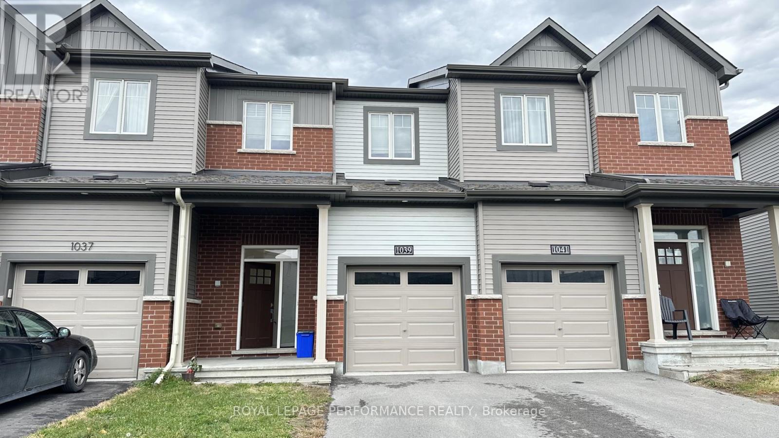 1039 SPEEDVALE COURT, Ottawa, Ontario