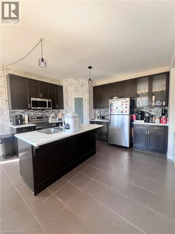 21 Vic Chambers Place, Paris, Ontario  N3L 0E6 - Photo 9 - 40869087