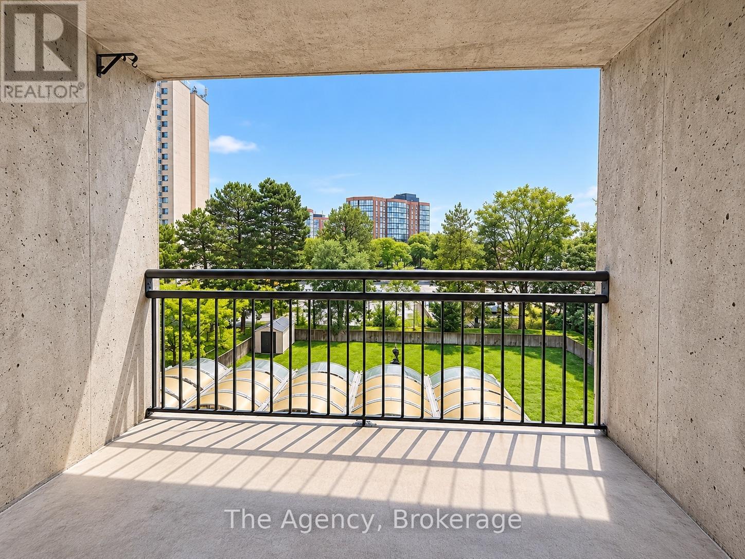 403 - 2200 SHEROBEE ROAD