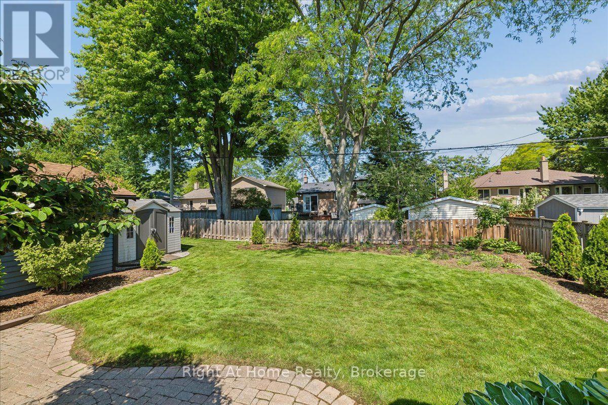 275 Kent Crescent, Burlington, Ontario  L7L 4T2 - Photo 44 - W13871796