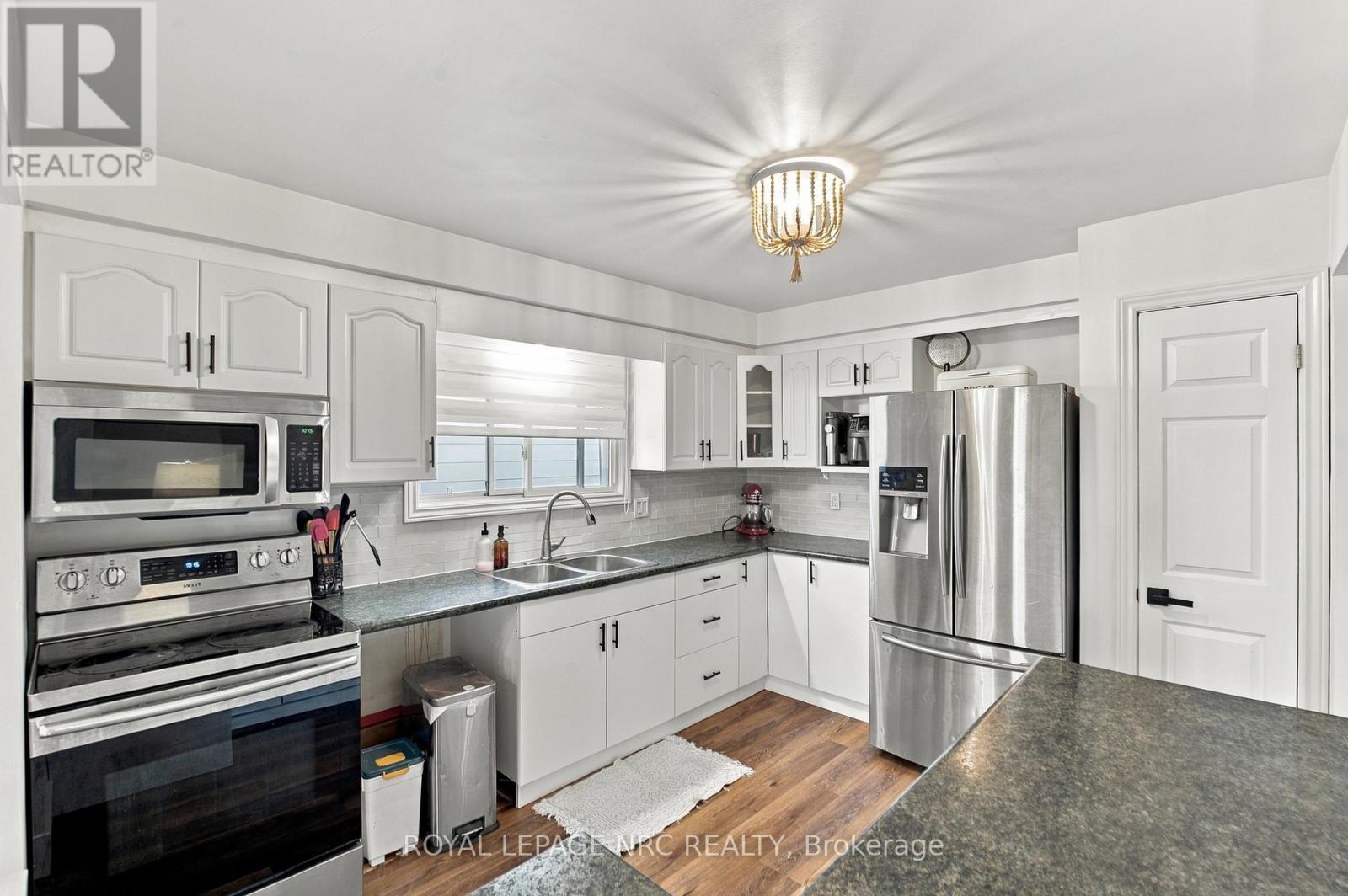 26 Pinehurst Drive, Welland, Ontario  L3C 3J1 - Photo 6 - X13871920