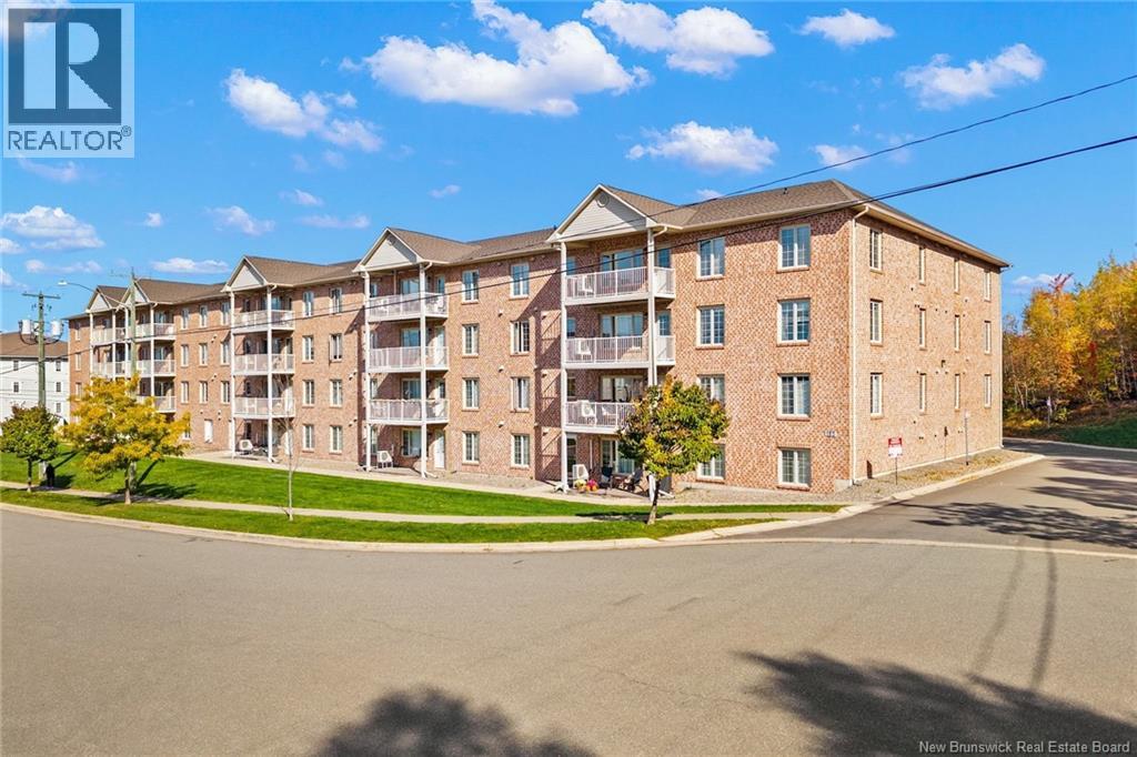 165 Valcour Drive Unit# 212, Fredericton, New Brunswick  E3C 0H5 - Photo 1 - NB149155