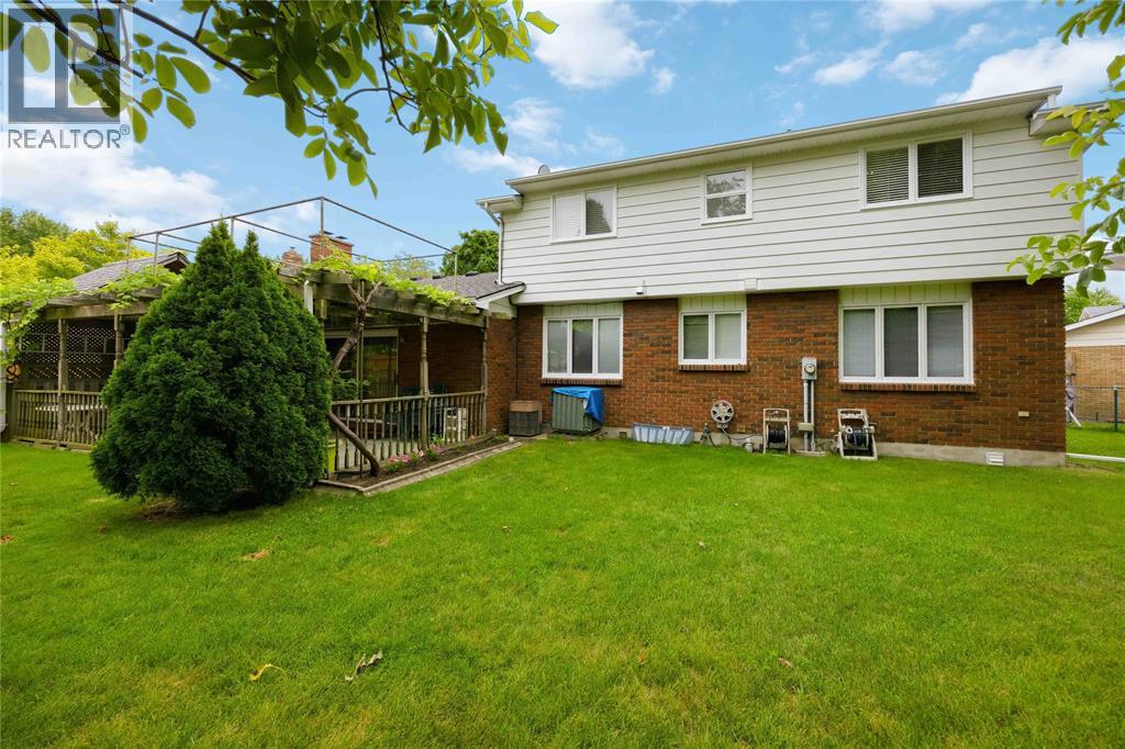 821 Danbury Crescent, Sarnia, Ontario  N7S 4L7 - Photo 47 - 26023287