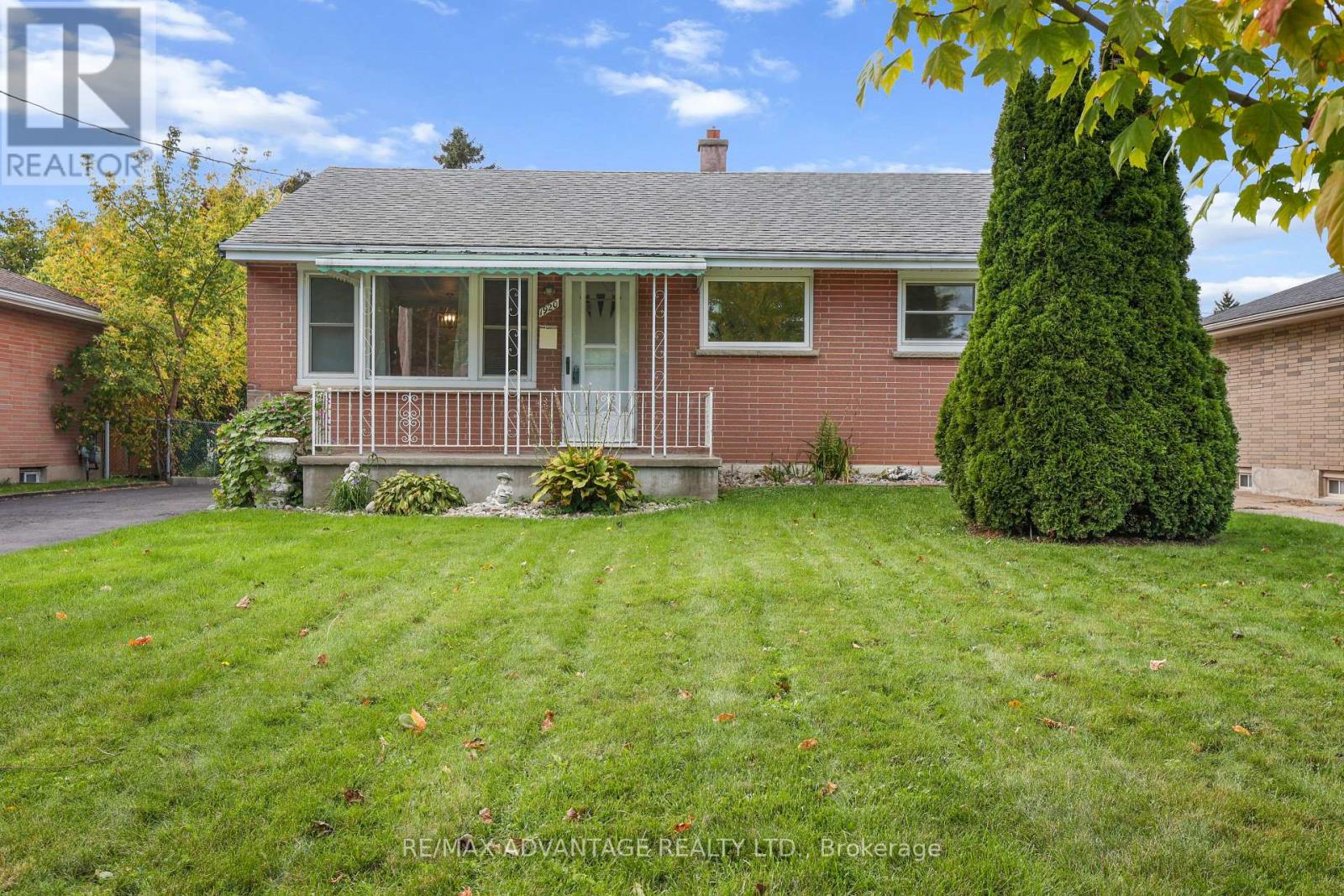 1920 Duluth Crescent, London East, Ontario  N5V 1H7 - Photo 2 - X13691624