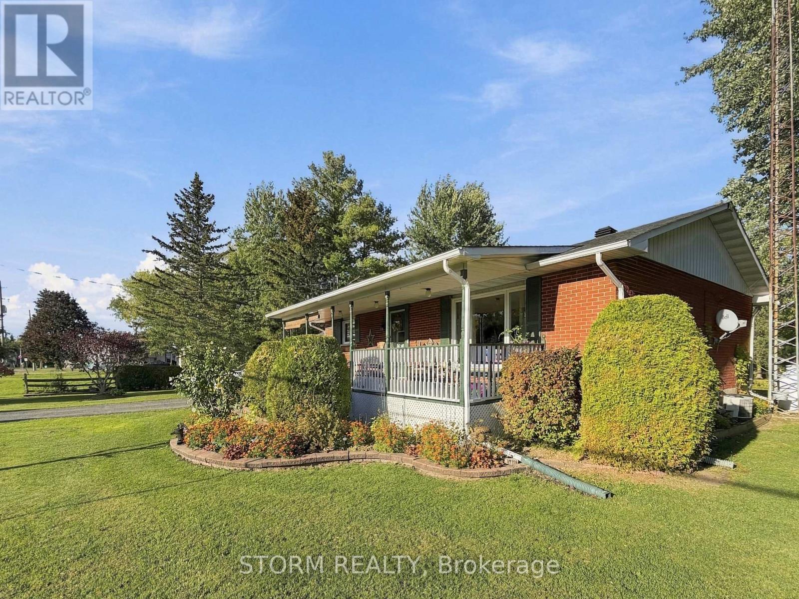 3947 County 12 Road, South Stormont, Ontario K0C 1Y0 - Photo 5 - X13871990