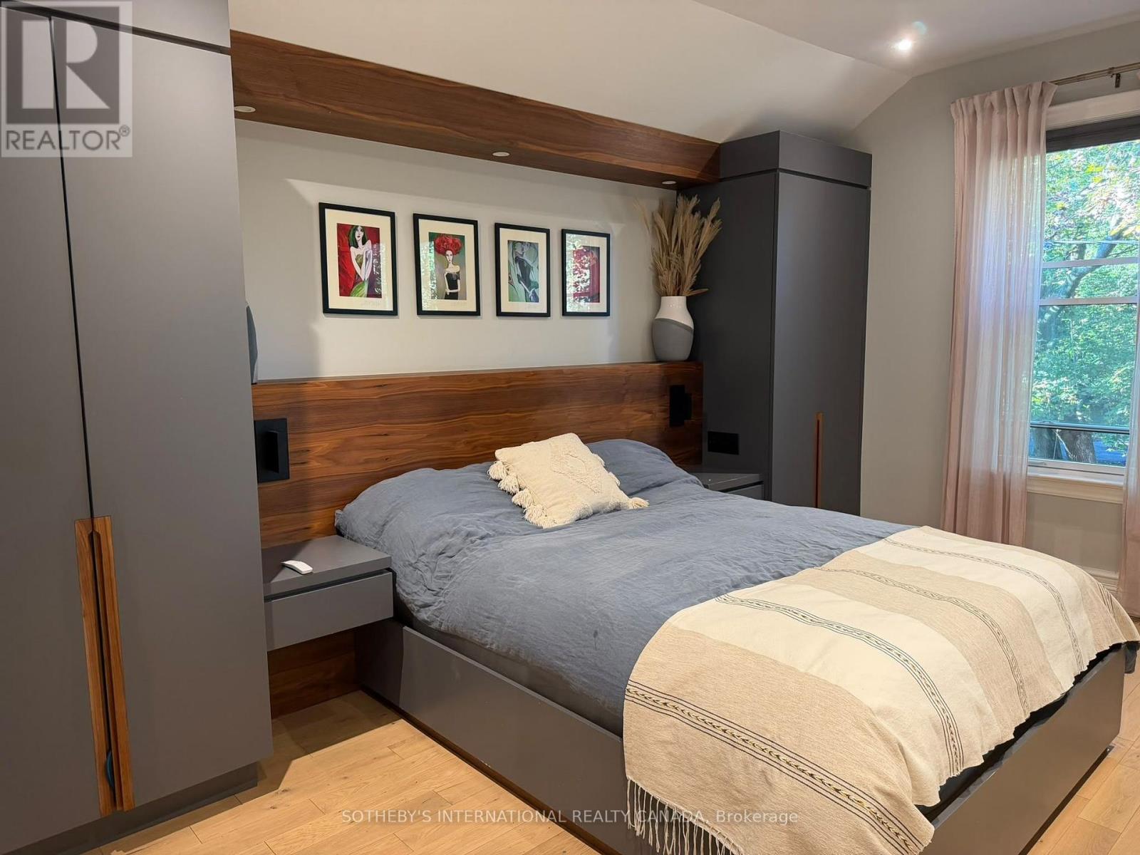 21 Hillcrest Park, Toronto (Cabbagetown-South St. James Town), Ontario  M4X 1E8 - Photo 8 - C13871778