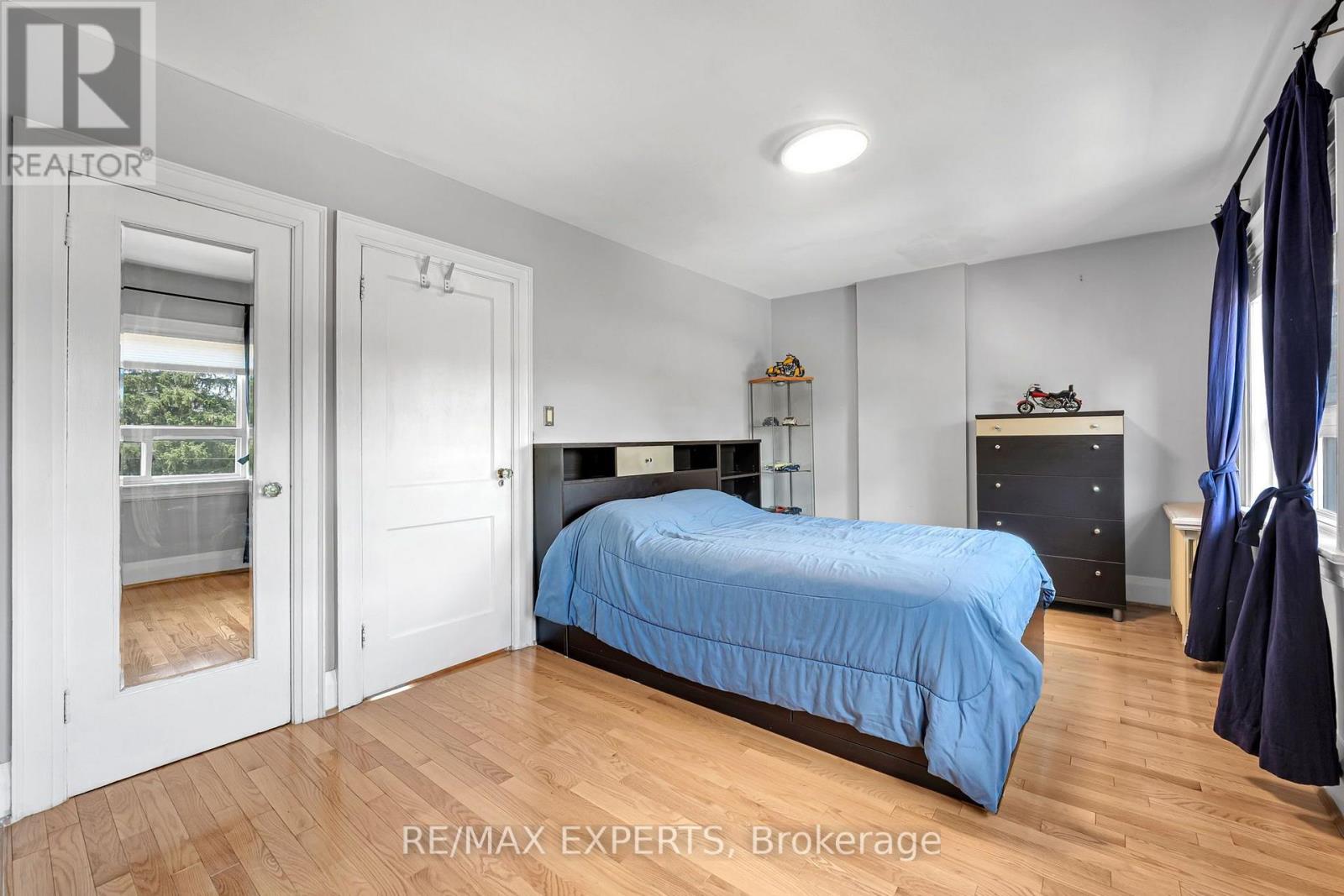406 Lauder Avenue, Toronto, Ontario  M6E 3J2 - Photo 19 - C13872000