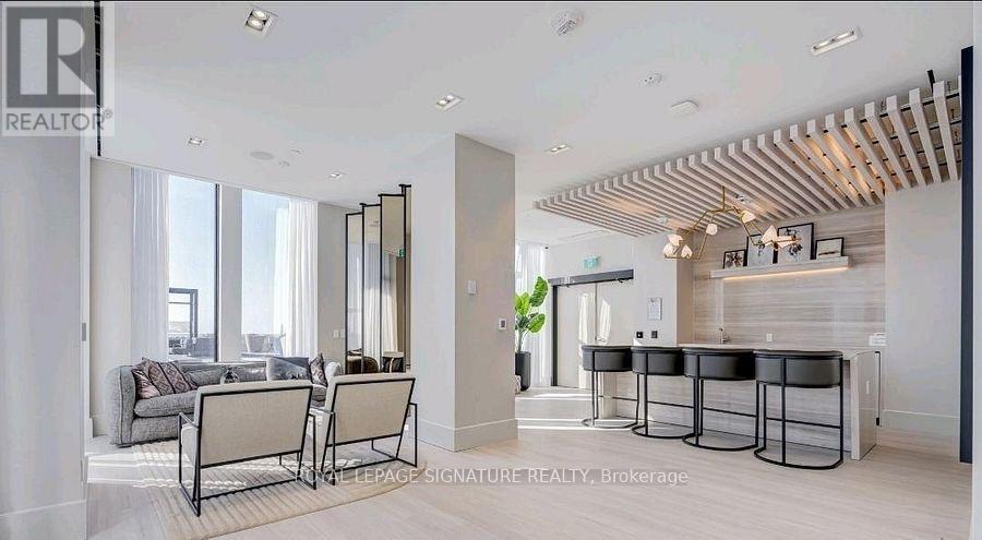 807 - 2020 Bathurst Street, Toronto, Ontario  M5P 0A6 - Photo 34 - C13872076
