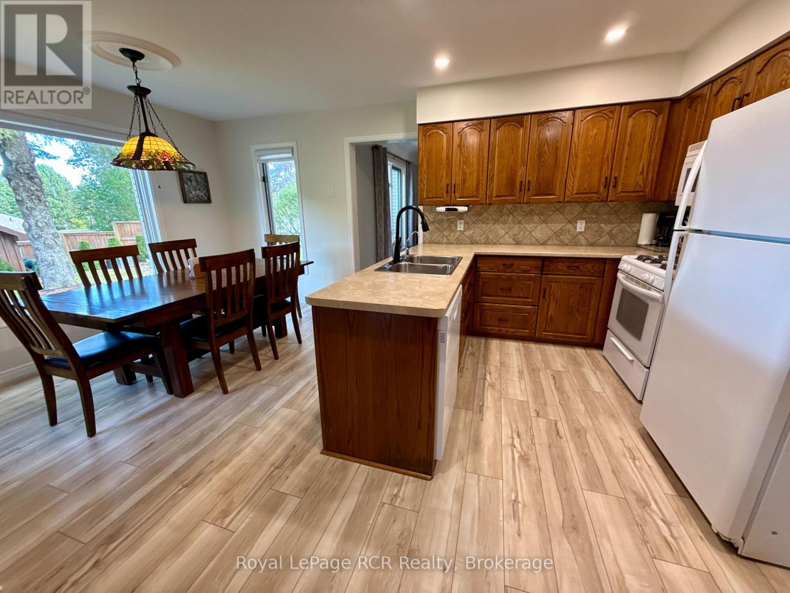 686 16th Street, Hanover, Ontario  N4N 3M3 - Photo 24 - X13871798